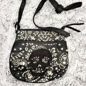 Vintage canvas sugar scull bag.